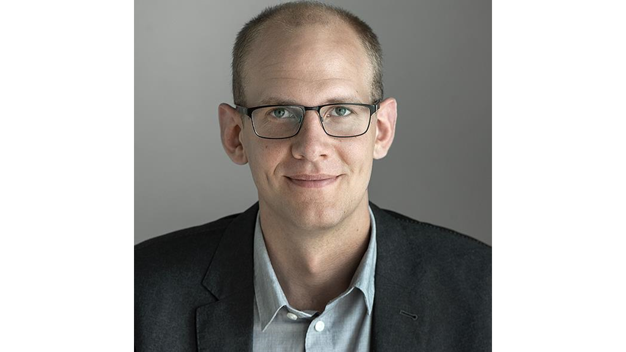 Leonard joins the group!