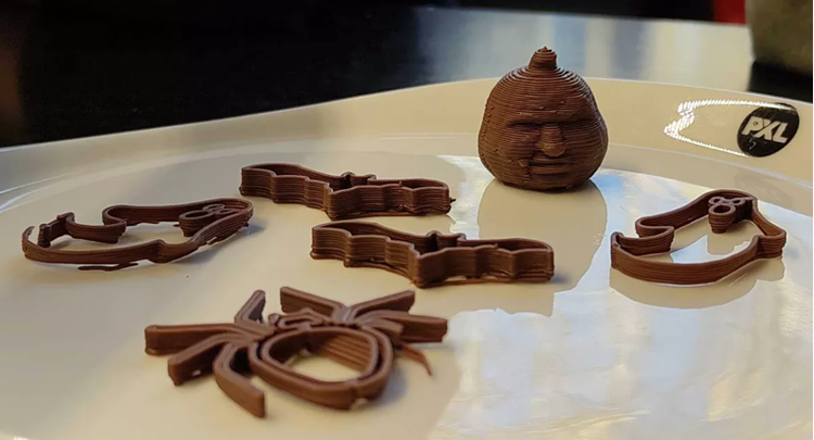 Next stop for our Robbie the Scientist kits: PXL STEM Academy